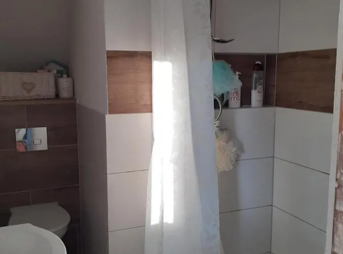 House Old アパート