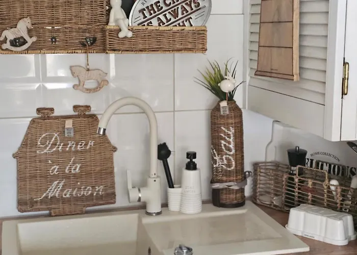 House Old ミエンジズドロイェ