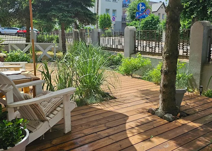 House Old * ミエンジズドロイェ