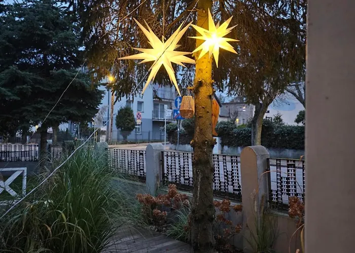 House Old * ミエンジズドロイェ